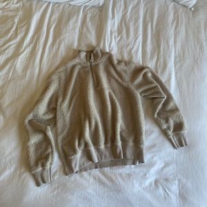 Sherpa quarter zip